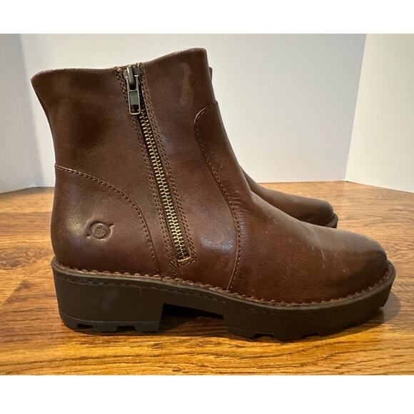 Born Women’s Tricia Handcrafted Leather Ankle Boots – Brown – Size 6M – NWOB - Picture 2 of 12